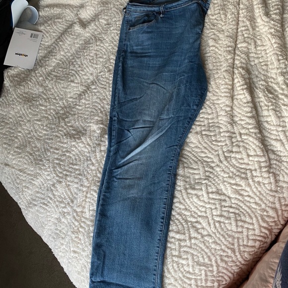 GUC Women’s Straight Leg Jeans / Size: 18 Short - Picture 2 of 5